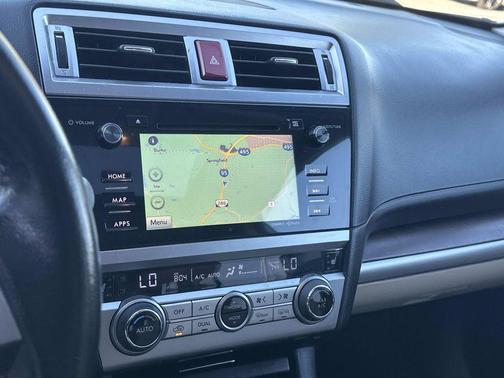 Crystal White Pearl 2015 Subaru Outback 3.6R Limited