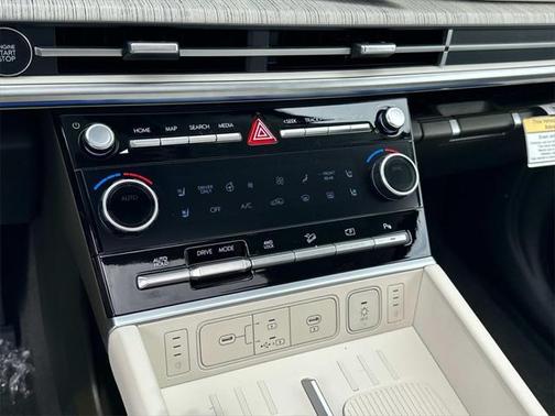 2025 Hyundai SANTA FE HEV Calligraphy