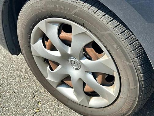2015 Mazda Mazda3 i Sport