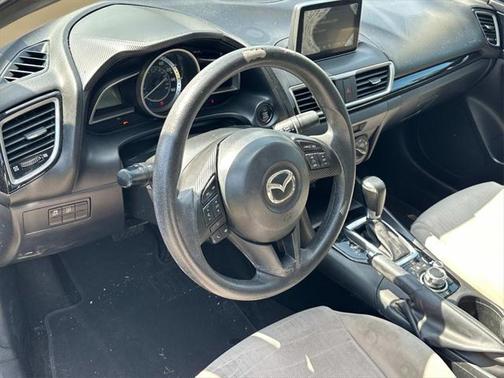 2015 Mazda Mazda3 i Sport