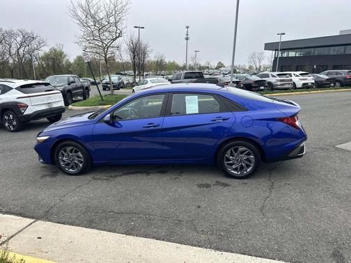 2024 Hyundai ELANTRA HEV Blue
