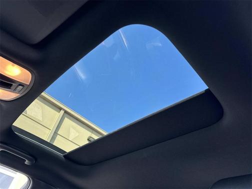 2020 Hyundai Veloster Base