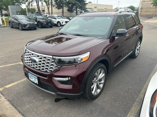 2022 Ford Explorer Platinum
