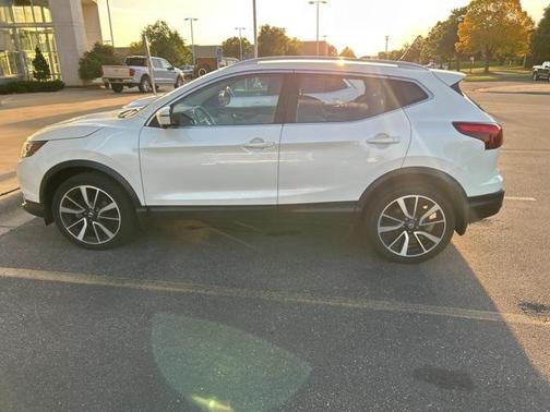 2018 Nissan Rogue Sport SL