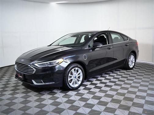 2020 Ford Fusion Energi Titanium