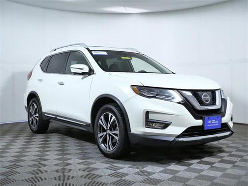 2017 Nissan Rogue SL