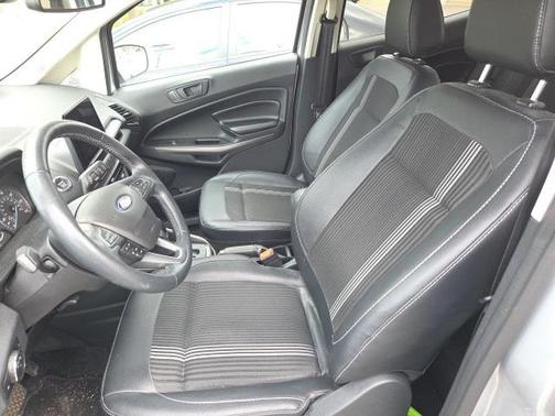 2022 Ford EcoSport SES