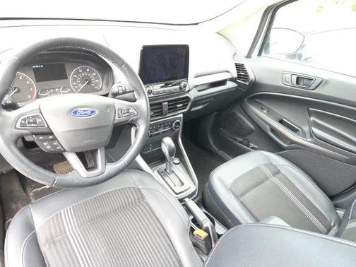2022 Ford EcoSport SES