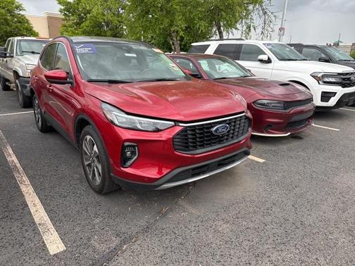 2023 Ford Escape Platinum