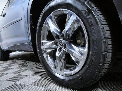 Shoreline Mist 2019 Toyota Highlander Limited Platinum