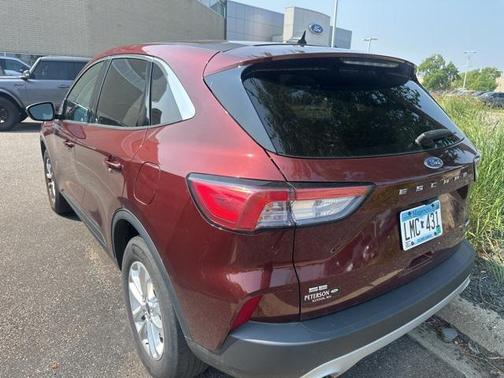 2021 Ford Escape SE