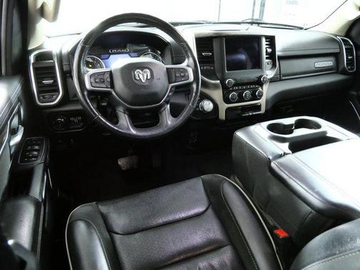 Diamond Black 2019 RAM 1500 Laramie