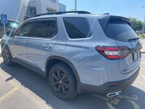 2025 Honda Pilot Black Edition