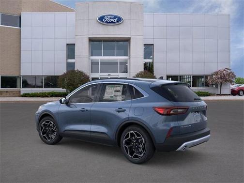 2026 Ford Escape Platinum