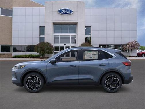 2026 Ford Escape Platinum