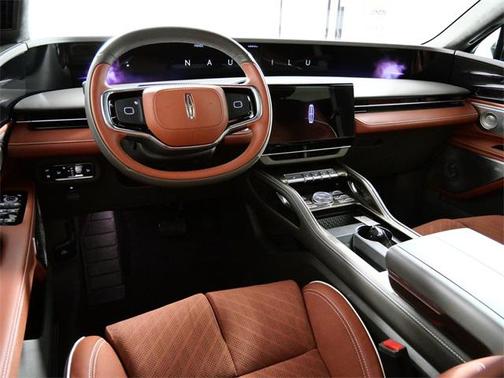 2024 Lincoln Nautilus Black Label