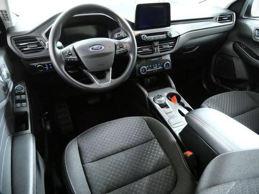 Gray Metallic 2025 Ford Escape Active