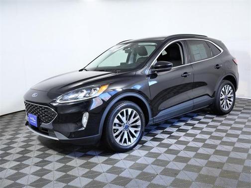 2022 Ford Escape Titanium