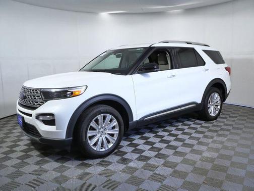 White Metallic 2024 Ford Explorer Limited