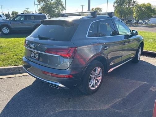 2022 Audi Q5 45 S line Premium