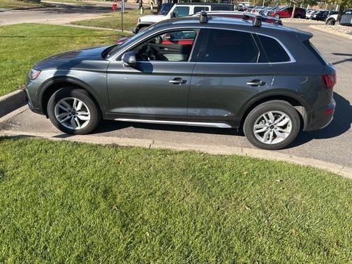2022 Audi Q5 45 S line Premium
