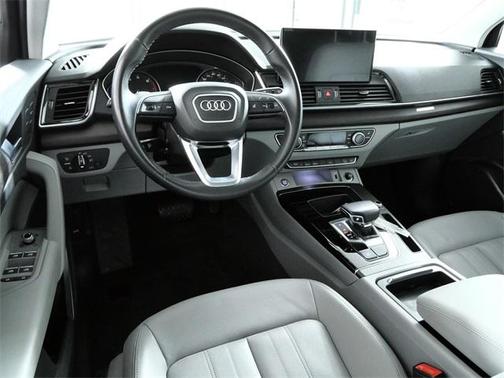 2022 Audi Q5 45 S line Premium