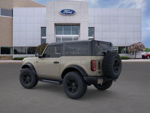 Desert Sand 2026 Ford Bronco Badlands