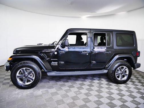 Black Clearcoat 2019 Jeep Wrangler Unlimited Sahara