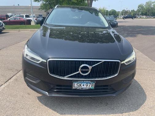 2021 Volvo XC60 T5 Momentum