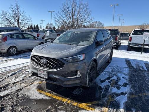 2022 Ford Edge ST Line