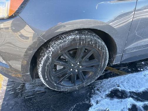 2022 Ford Edge ST Line