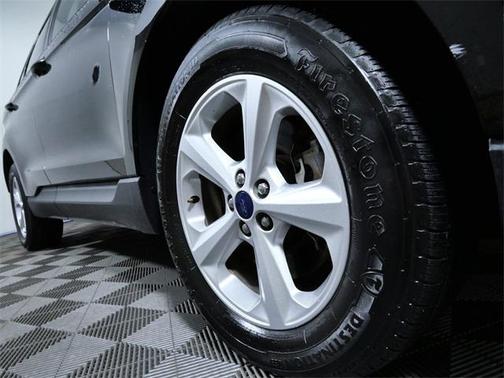 2017 Ford Edge SE