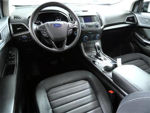 2017 Ford Edge SE