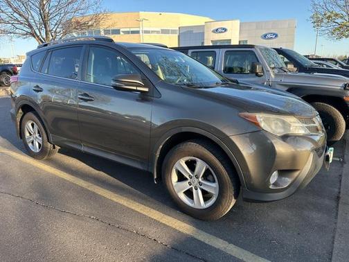 2013 Toyota RAV4 XLE