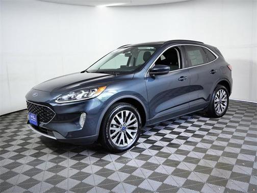 2022 Ford Escape Titanium