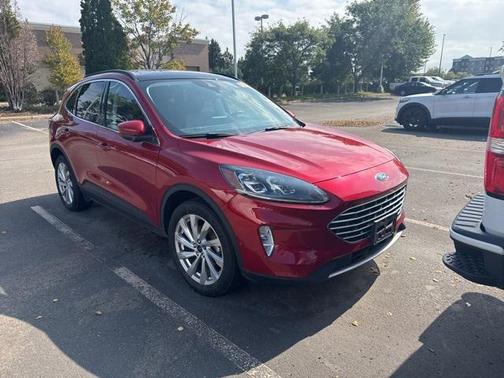 2022 Ford Escape Titanium