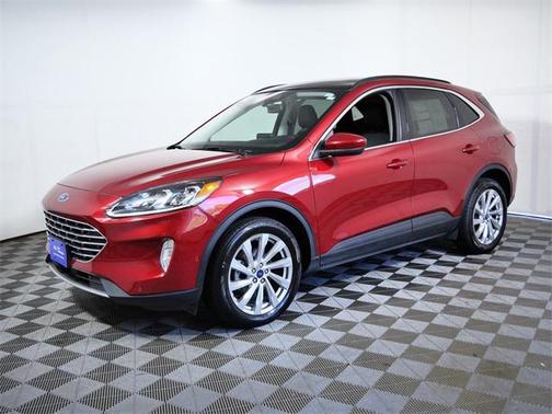 2022 Ford Escape Titanium
