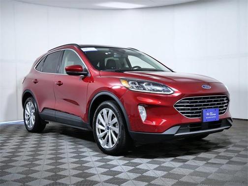 2022 Ford Escape Titanium