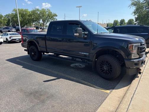2022 Ford F-350 Lariat