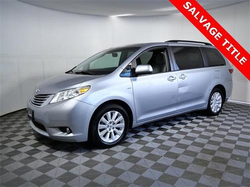 2017 Toyota Sienna LE