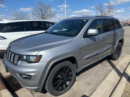 2018 Jeep Grand Cherokee Altitude