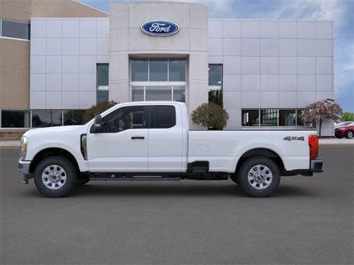 2025 Ford F-350 XLT