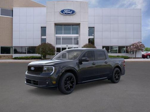 SHADOW BLACK 2026 Ford Maverick Lobo Standard