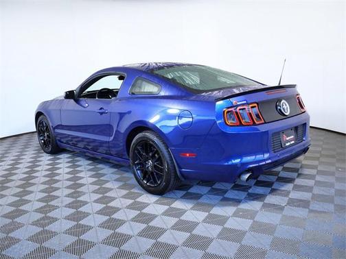 2014 Ford Mustang V6