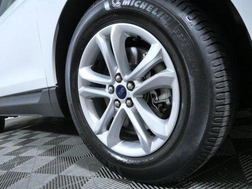 OXFORD WHITE 2019 Ford Edge SEL