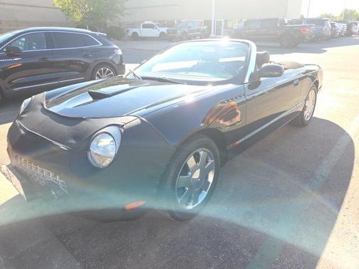 2002 Ford Thunderbird Base