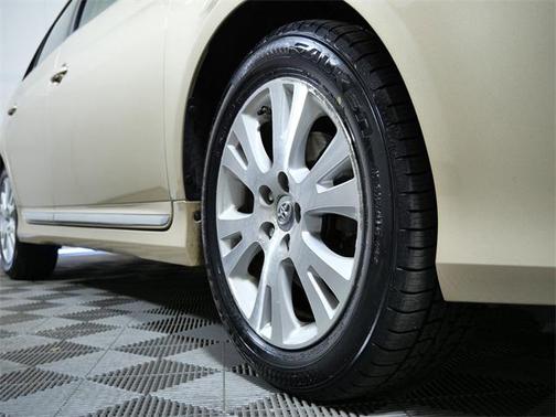 2011 Toyota Avalon Base