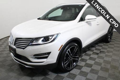 White Platinum 2018 Lincoln MKC Reserve