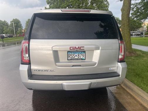 2015 GMC Yukon XL 1500 SLT