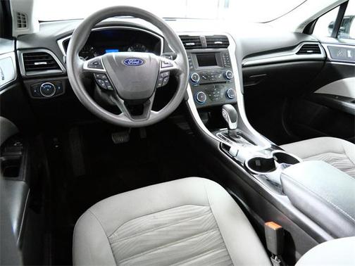 2016 Ford Fusion S